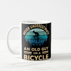 Taza De Café Nunca Subestimes A Un Viejo En Una Bicicleta Graci