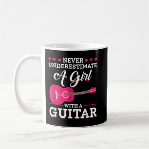 Taza De Café Nunca Subestimes a una Chica con una Guitarra