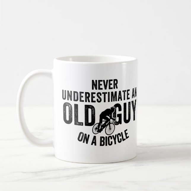 Taza De Café Nunca Subestimes Al Viejo En Bicicleta (Izquierda)