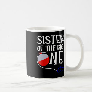 Taza De Café O-fish-ialmente Una Hermana Del Chico Cumpleañero
