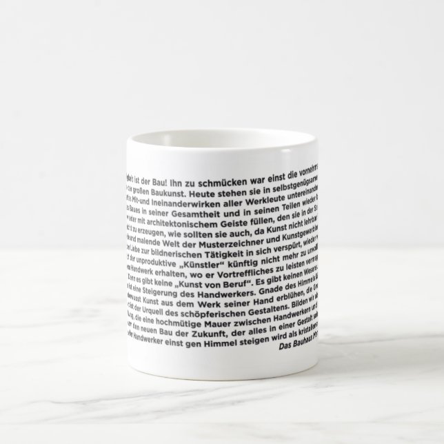 Taza De Café Oblicuamente (Centro)