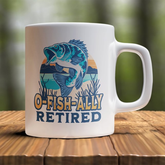 Taza De Café Ofishally Retired Funny Fishing (Subido por el creador)