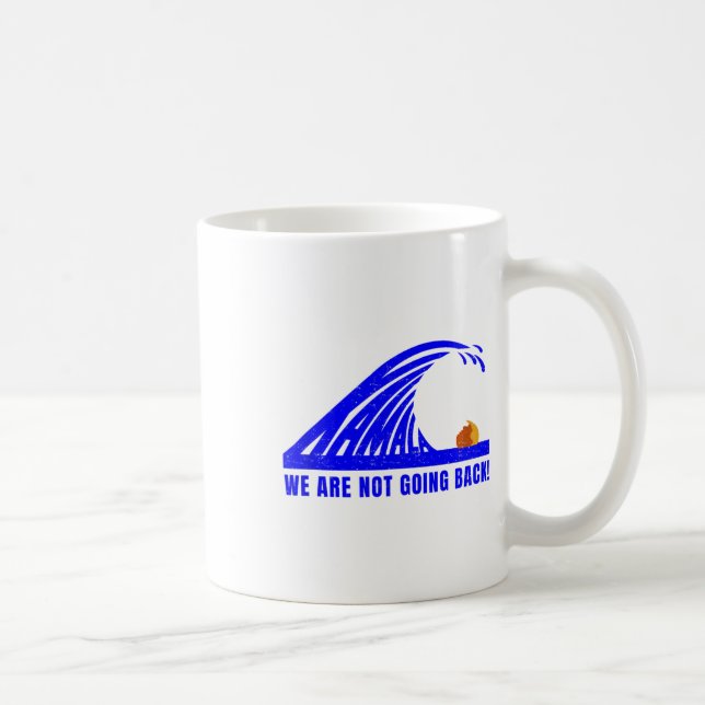 Taza De Café Ola Azul de Kamala 2024 (Derecha)
