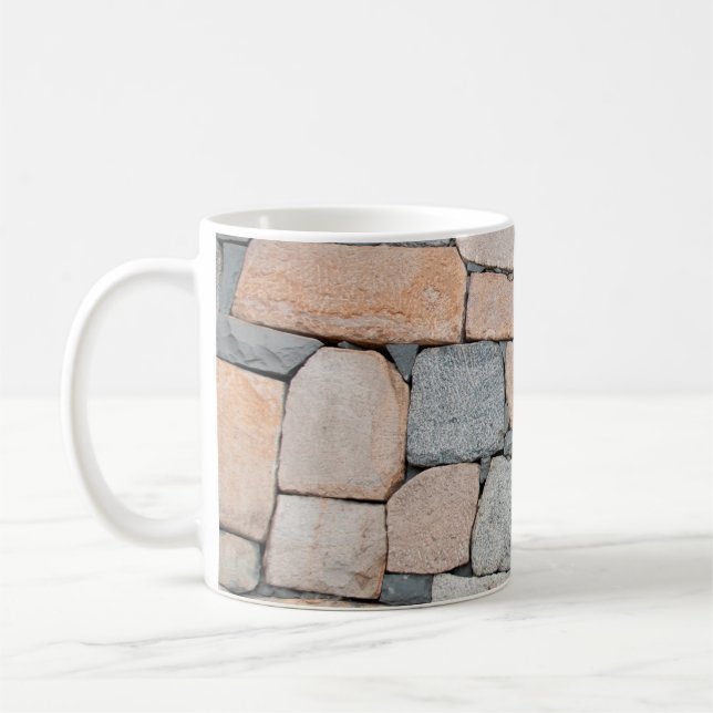 Taza De Café Old stone wall of ancient castle. abstract,ancient (Izquierda)