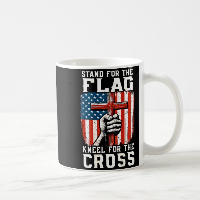 Taza De Café On-back Stand For Flag Kneel Cross Patriotic Chris (Derecha)