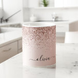 Taza De Café Oro Rosa - Nombre Metalizado del monograma del Pur<br><div class="desc">Oro Rosa - Purpurina de espuma metálica de Relieve metalizado de imitación rosada de Rubor Cepillado Nombre Metalizado del Monograma y Copa de Café Inicial o Mug. Esto hace que el dulce perfecto cumpleaños 16, boda, ducha de novia, aniversario, ducha de bebé o fiesta de soltera sea regalo para alguien...</div>