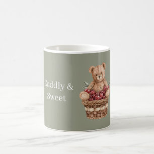 Taza De Café Oso de Cereza en una Cesta