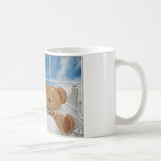 Taza De Café oso de peluche enfermo en cama (Derecha)