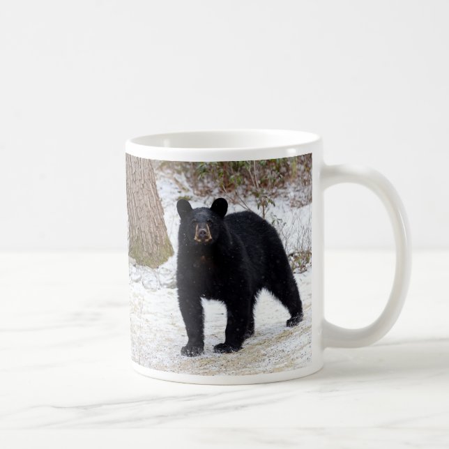 Taza De Café Oso negro de Pennsylvania en invierno (Derecha)