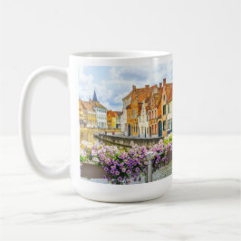 TAZA DE CAFÉ PAISAJE DE LA ALDEA BELGA