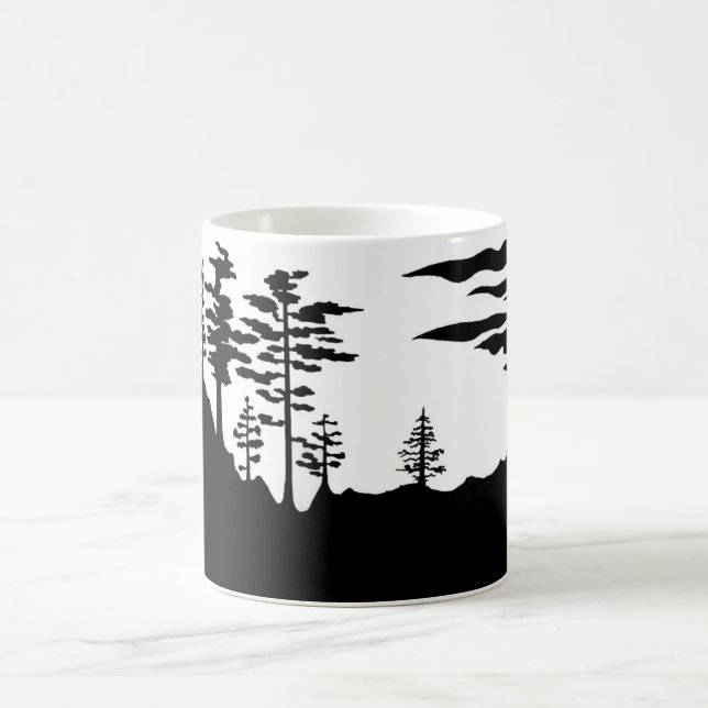 Taza De Café Paisaje del monocromo de la silueta (Centro)