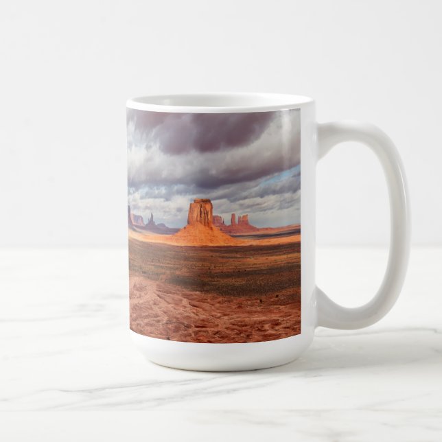 Taza De Café Paisaje del valle del monumento, AZ (Derecha)