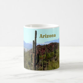 Taza De Café paisaje montañoso de saguaro de Arizona