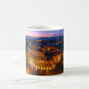 Taza De Café Paisaje nocturno luminoso del Coliseo Romano