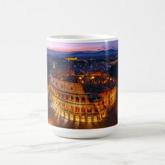Taza De Café Paisaje Nocturno Luminoso del Coliseo Romano