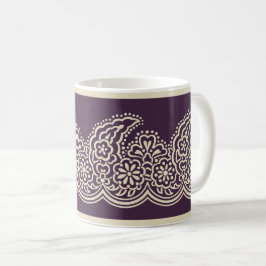 Taza De Café Paisley sobre el café morado