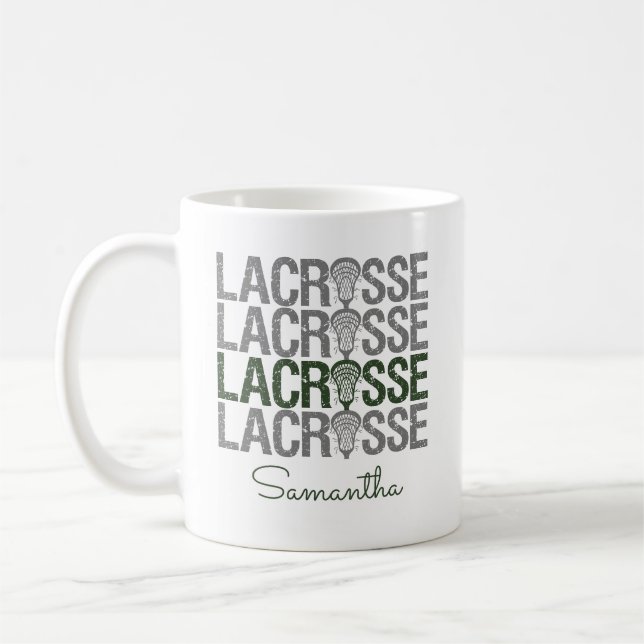 Taza De Café Palabra Lacrosse en peligro verde del bosque (Izquierda)