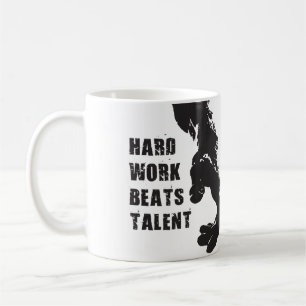 Taza De Café Palabras motivacionales - El trabajo duro supera a