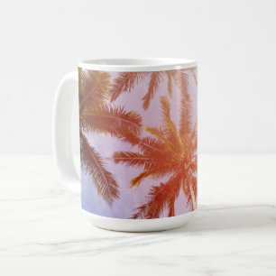 Taza De Café Palmera del coco con luz del sol