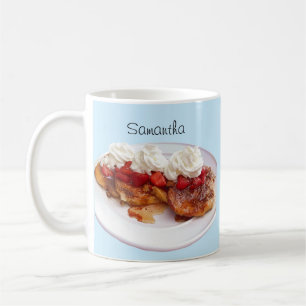 Taza De Café Pan Dulce Con Fresas Y Crema