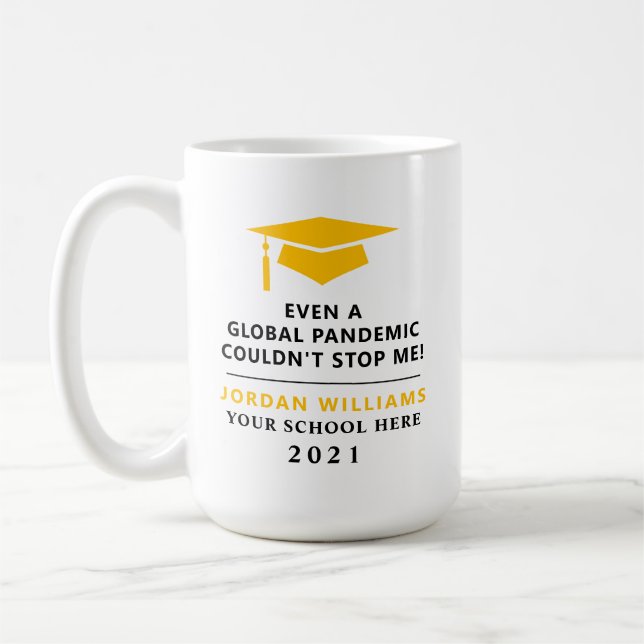 Taza De Café Pandemia personalizada - Graduado de 2021 Mug (Izquierda)