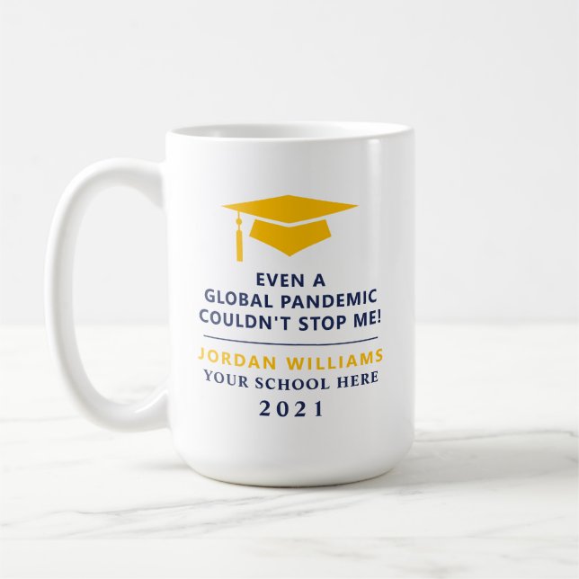 Taza De Café Pandemia personalizada - Graduado de 2021 Mug (Izquierda)