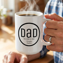 Taza De Café Papá moderno con nombres sencillos de los niños