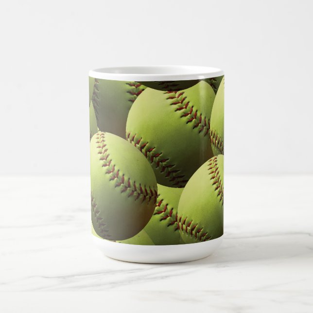 Taza De Café Papel pintado amarillo del softball (Centro)