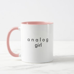 Taza de café para chica analógica