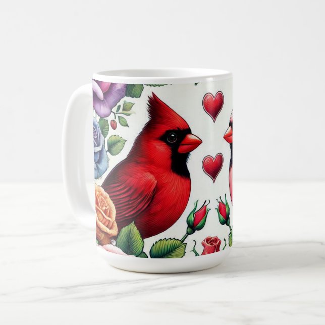 Taza De Café Pareja de cardenales entre vibrantes Rosas (Anverso izquierdo)