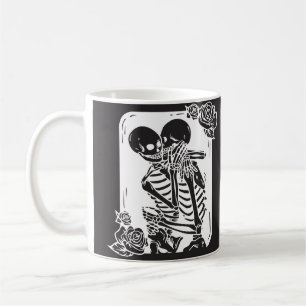 Taza De Café Pareja de esqueleto abrazando