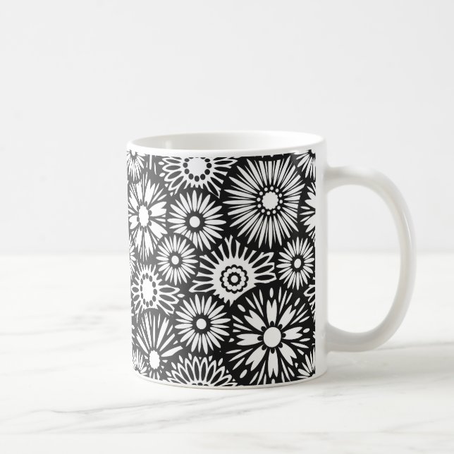 Taza De Café paro floral blanco y negro (Derecha)