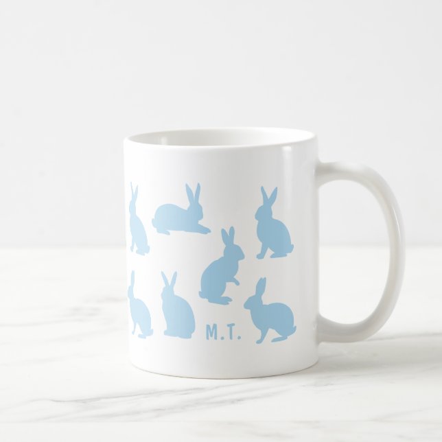 Taza De Café Pastel Blue Bunnies With Custom Monogram Easter (Derecha)