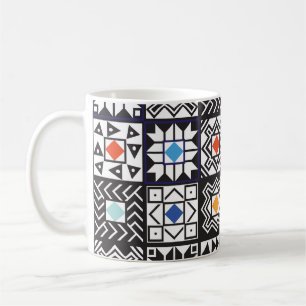 Taza De Café Patchwork Maori: Diseño de Alfombras Étnicas.