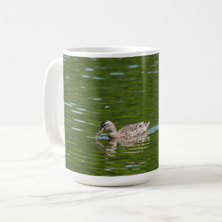 Taza De Café Patos en un lago verde (2)