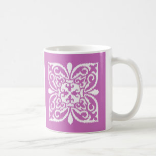 Taza De Café Patrón de damasco de Ikat - orquídea y blanco