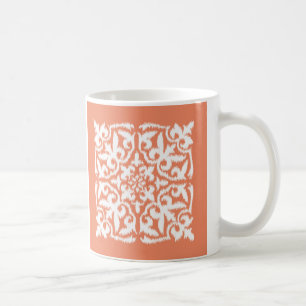Taza De Café Patrón de damasco ikat - naranja coral y blanco