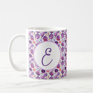 Taza De Café Patrón de monograma de flores de acuarela púrpura