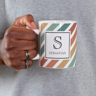 Taza De Café Patrón de rayas retro coloridas Monograma y nombre