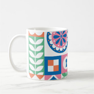 Taza De Café Patrón de resumen de floración folclórica escandin
