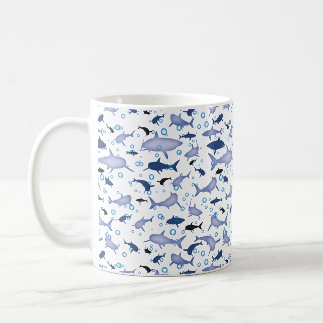 Taza De Café Patrón de silueta de tiburón blanco y azul (Izquierda)