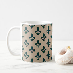 Taza De Café Patrón Fleur de Lis, verde francés real en crema