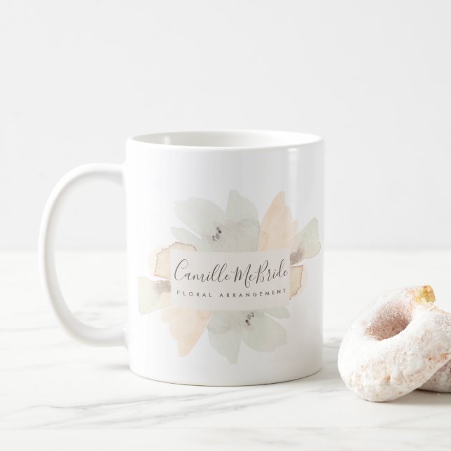 Taza De Café Patrón floral de acuarela pintada a mano femenina (Con donut)