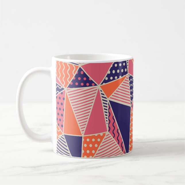 Taza De Café Patrón geométrico. Resumen de fondo triangular. V (Izquierda)