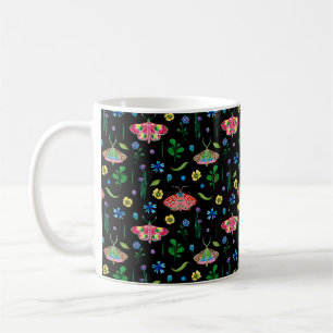 Taza De Café Patrón luminoso y sin fisuras con mariposas multic