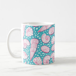 Taza De Café Patrón marino sin foco con diferentes conchas. Vin