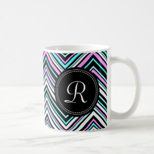Taza De Café Patrón Monogramado de Chevron Tribal Femenino