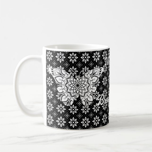 Taza De Café PatrónMandala Mariposa blanca y negra personalizad (Izquierda)