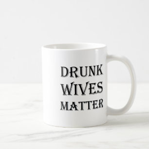 Taza De Café Pegatina de esposas borrachos