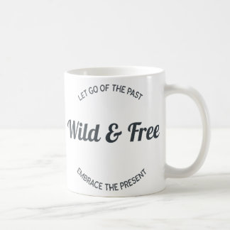 Taza De Café Pegatina Salvaje Y Libre